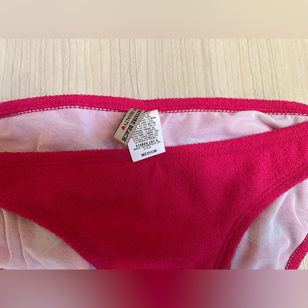 Juicy Couture Terry Cloth NWT Pink & Green JUICY Bottom 🩷💚 - Picture 4 of 7